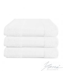 White towel B 548