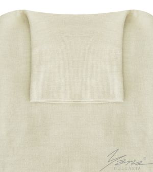 Дамски вълнен пуловер високо поло екрю