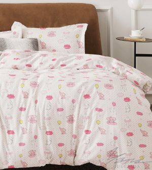 Children's bedding – pink clouds