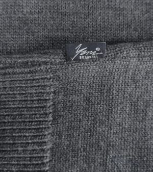 Men's thick wool zip up cardigan sweater in gray