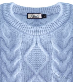 Women's crew neck sweater in light blue