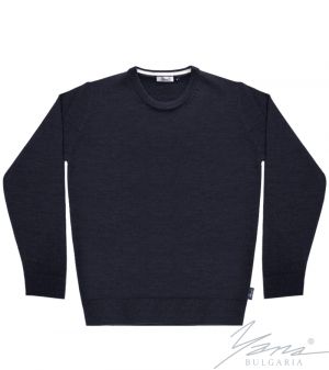 Men's thick wool round neck sweater  in dark blue
