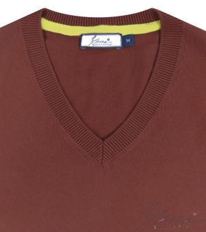 Мъжки пуловер шпиц деколте, дълъг ръкав, кафяв