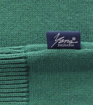 Men's V-neck sweater, long sleeves, green