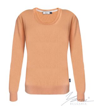 Women's crew neck sweater in peach